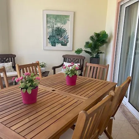 Escape With A Large Balcony And Parking *