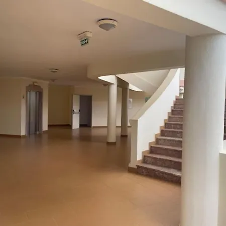 Escape With A Large Balcony And Parking *