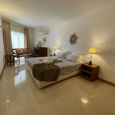 Escape With A Large Balcony And Parking * Vilamoura