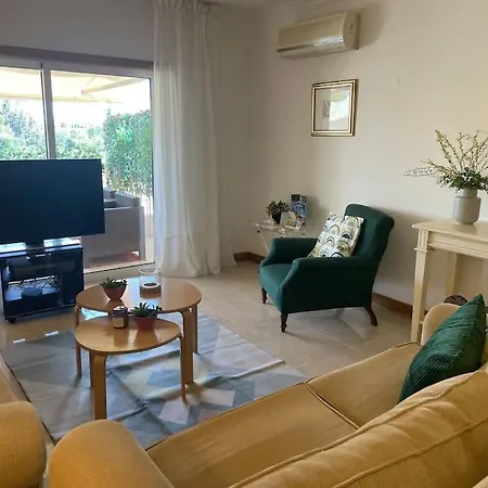 Escape With A Large Balcony And Parking