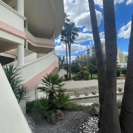 Escape With A Large Balcony And Parking Apartmán